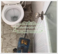 Cách làm thông bồn cầu bị nghẹt hiệu quả