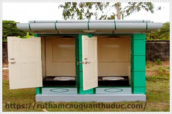 Nguyên nhân gây mùi hôi nhà vệ sinh công cộng