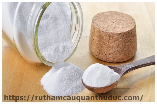 Cách thông bồn cầu nghẹt bằng muối và baking soda