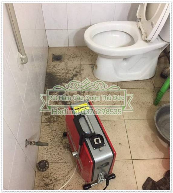 Kiểm tra xem bồn cầu khi dùng baking soda