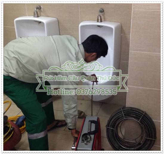 Dịch vụ xử l&yacute; m&ugrave;i h&ocirc;i bồn cầu sau mỗi lần xả nước