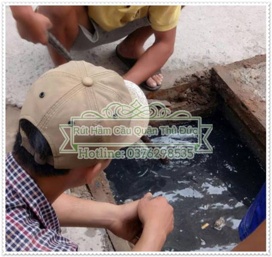 Bể phốt bồn cầu quá tải nhưng chưa kịp xử lý