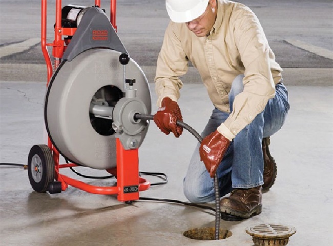 Mẹo thông cống thoát nước bị tắc hiệu quả